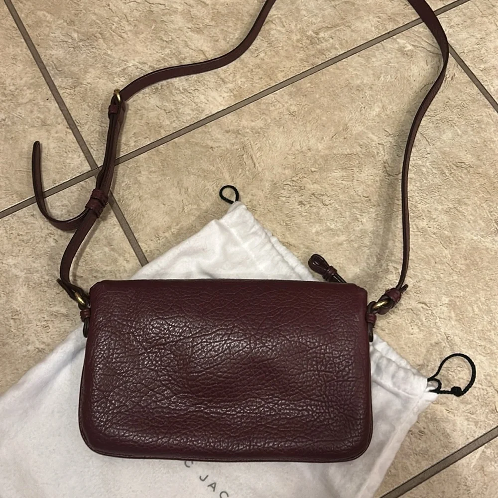Marc Jacobs Burgundy Leather Crossbody Bag - Picture 4 of 4